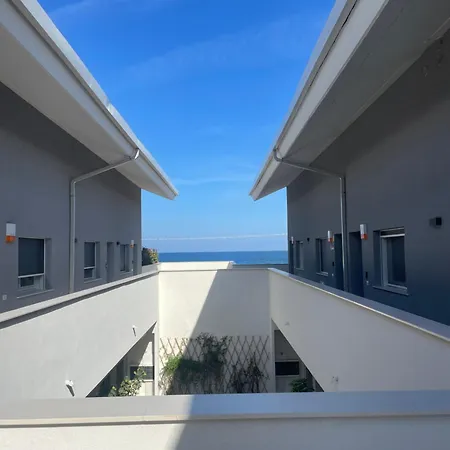 Appartamento Casamare Leo