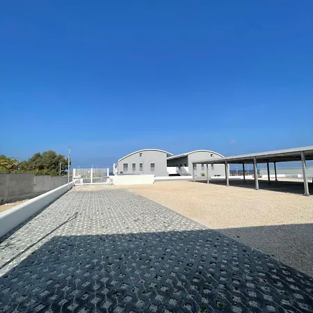 Casamare Leo バーリ